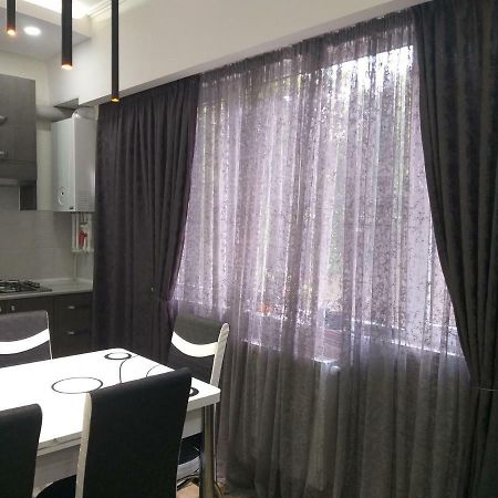 Apartment For You Tbilisi ภายนอก รูปภาพ