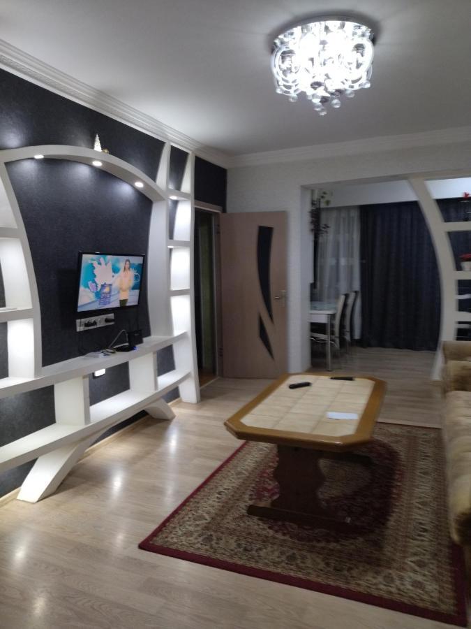 Apartment For You Tbilisi ภายนอก รูปภาพ